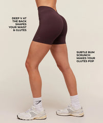 Lifting Dipped Waistband Short