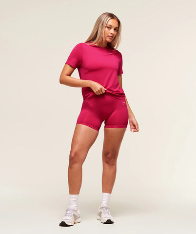 Everyday Seamless T-Shirt