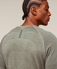 Versatile Seamless T-Shirt