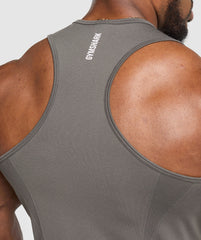 Shadow Seamless Stringer